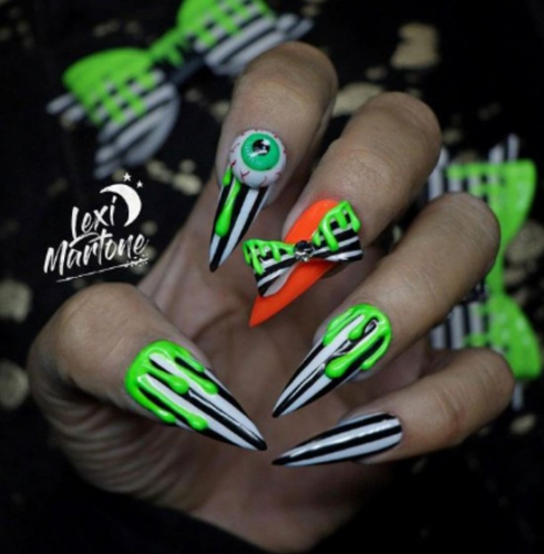 The Best Insta-Famous Nail Artists  to Admire & Follow